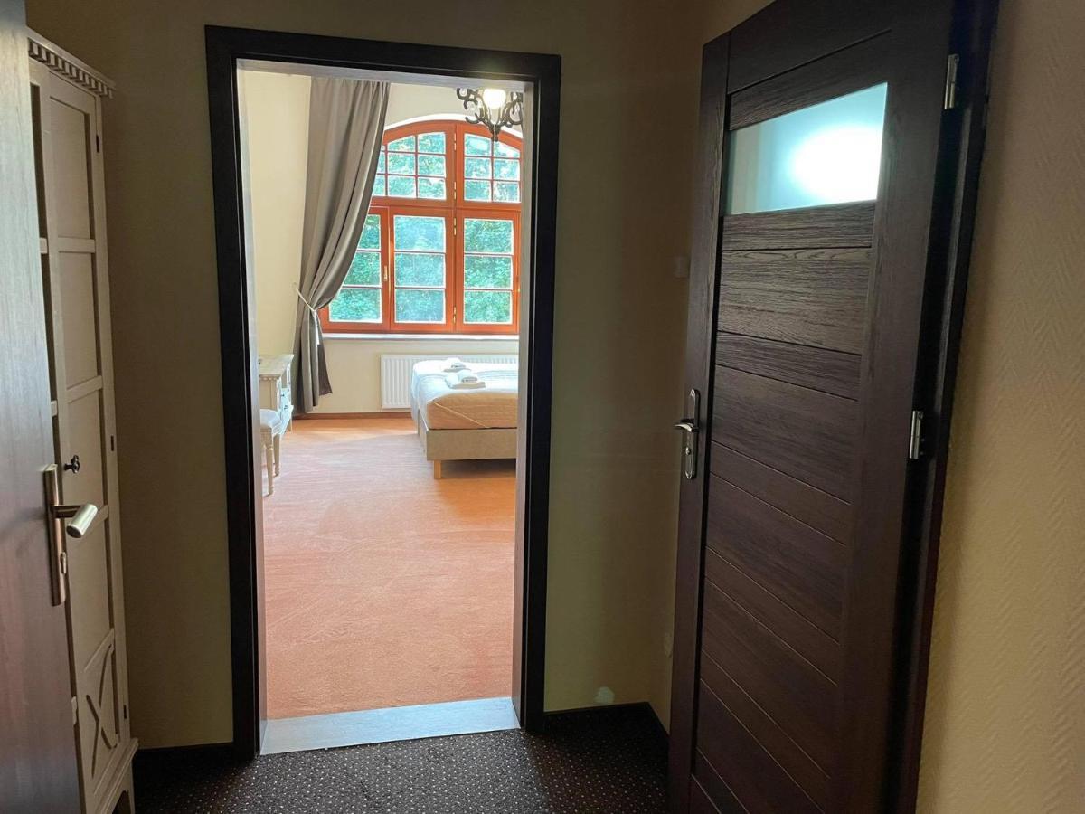 KAISERHOF B&B-Cesarski Dwór, budynek z nutą historii Krynica Morska Exterior foto