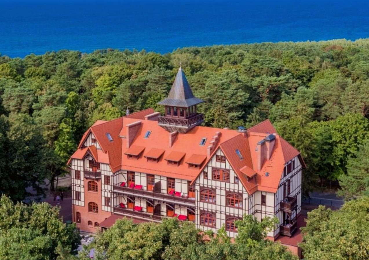 KAISERHOF B&B-Cesarski Dwór, budynek z nutą historii Krynica Morska Exterior foto