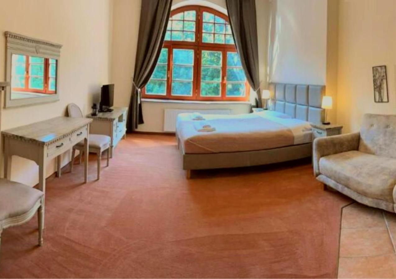 KAISERHOF B&B-Cesarski Dwór, budynek z nutą historii Krynica Morska Exterior foto