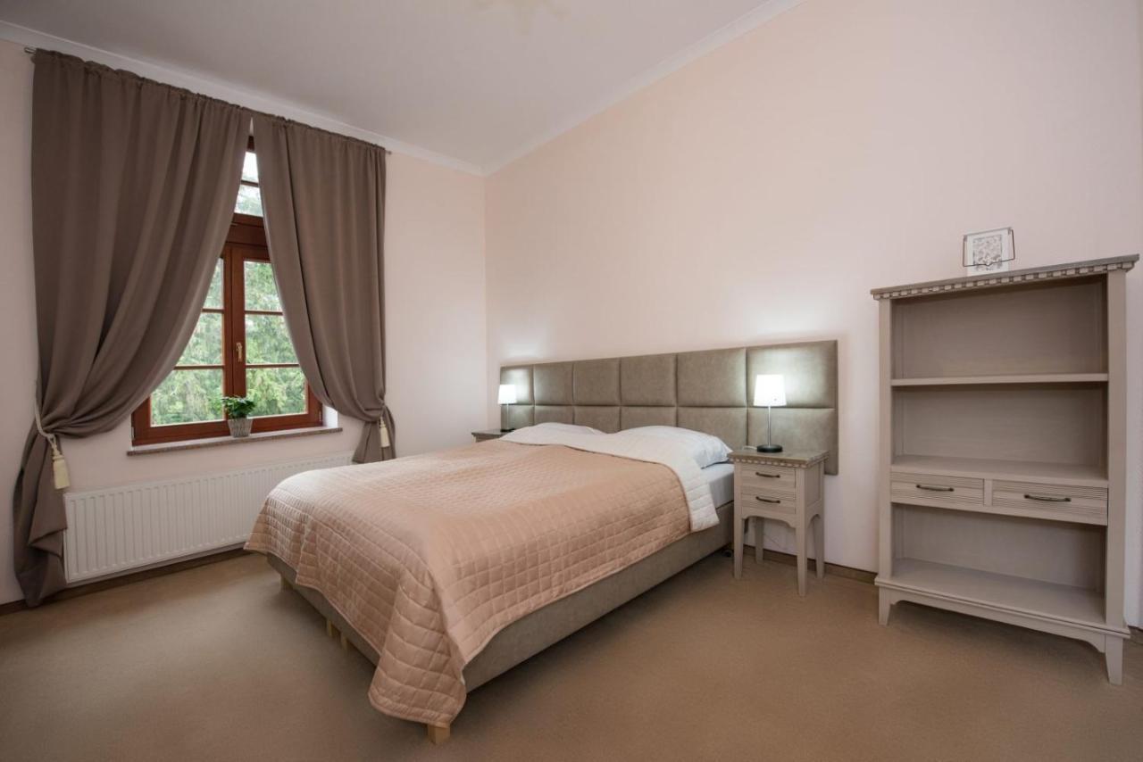 KAISERHOF B&B-Cesarski Dwór, budynek z nutą historii Krynica Morska Exterior foto